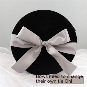 Fleece Round Hand Companion Gift Box (Option: Black-No Ribbon-21x11cm)